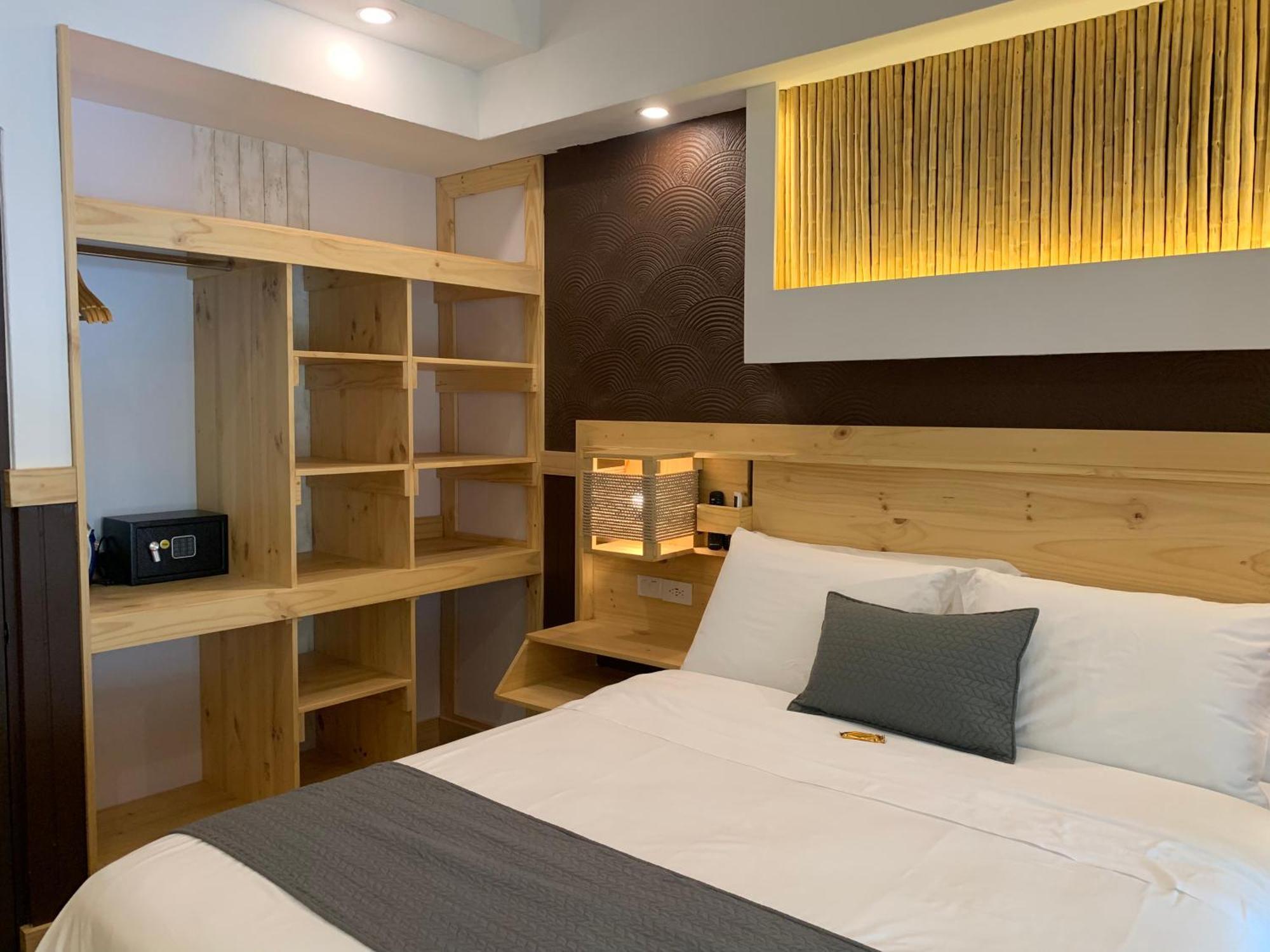 Aranjuez Lofts Santa Ana Apartment Santa Ana  Room photo