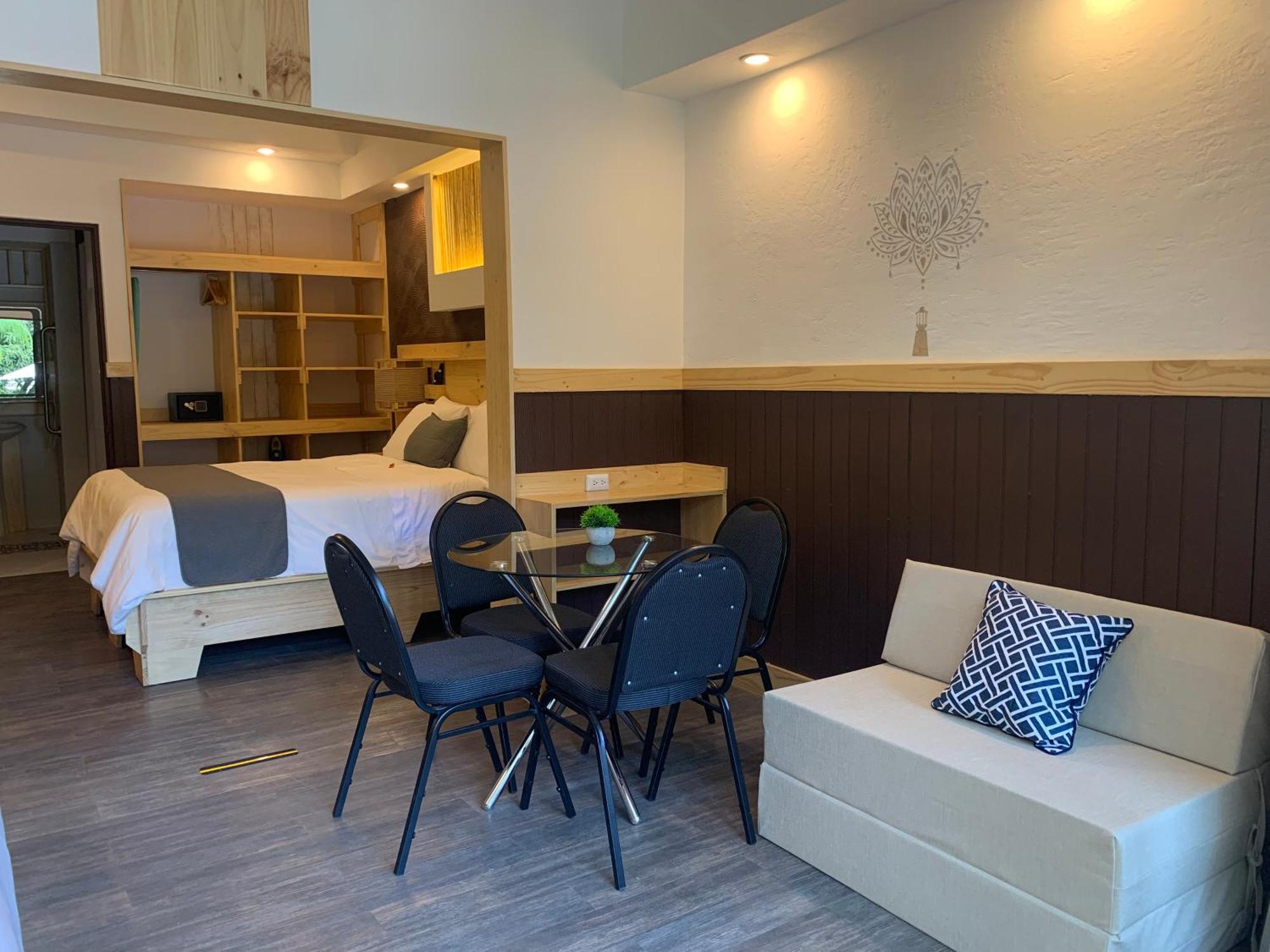 Aranjuez Lofts Santa Ana Apartment Santa Ana  Room photo
